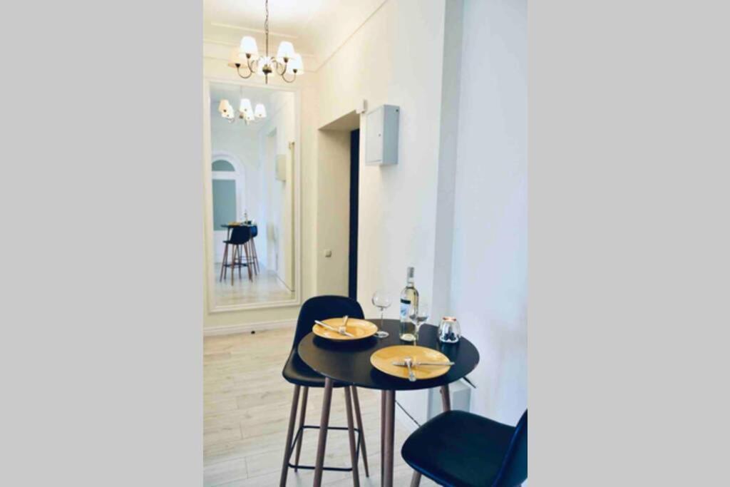 White&Light Flat Near Gulliver Київ Екстер'єр фото